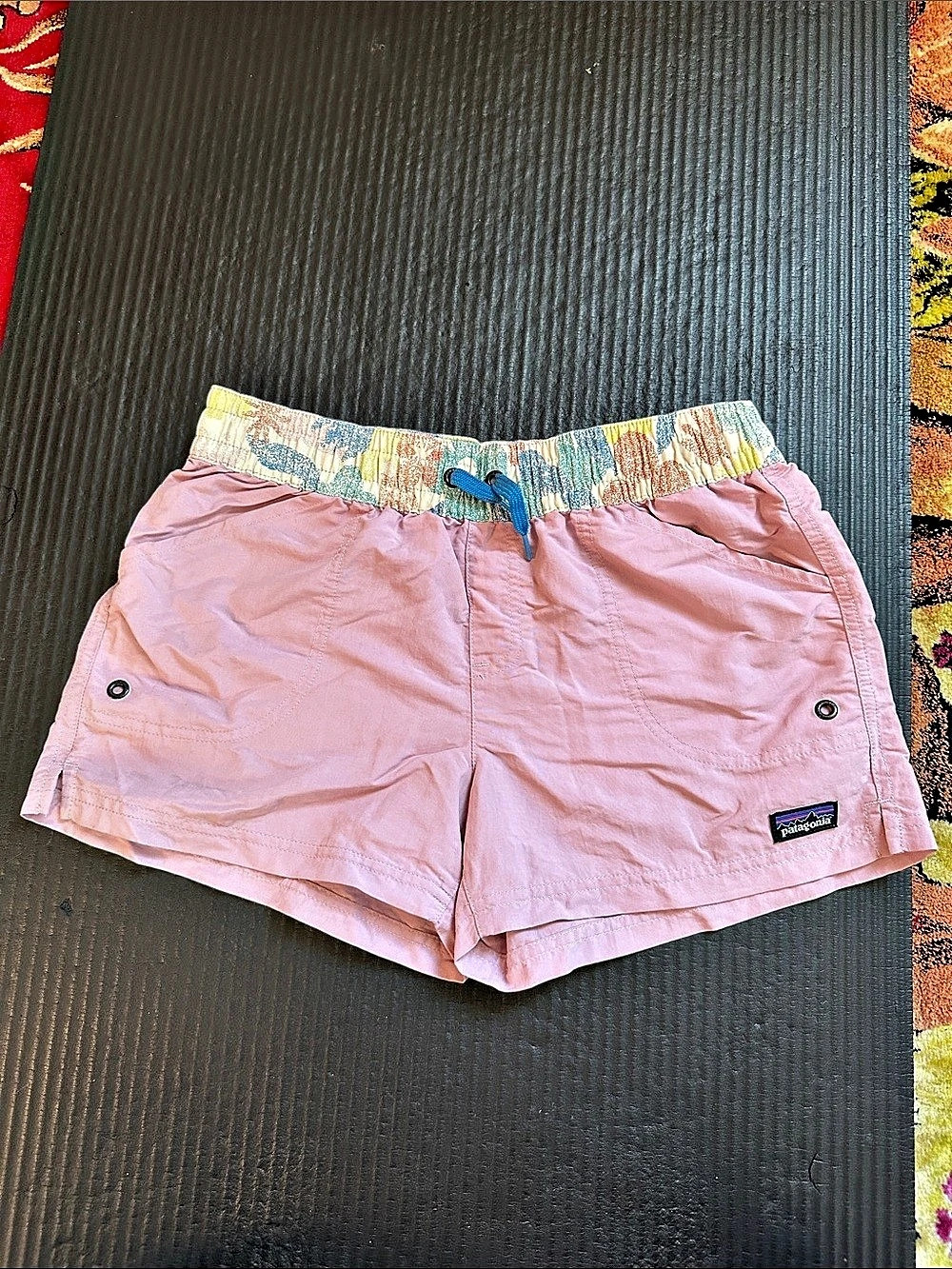Patagonia Women's Wavefarer Boardshorts - 5" Pink XL